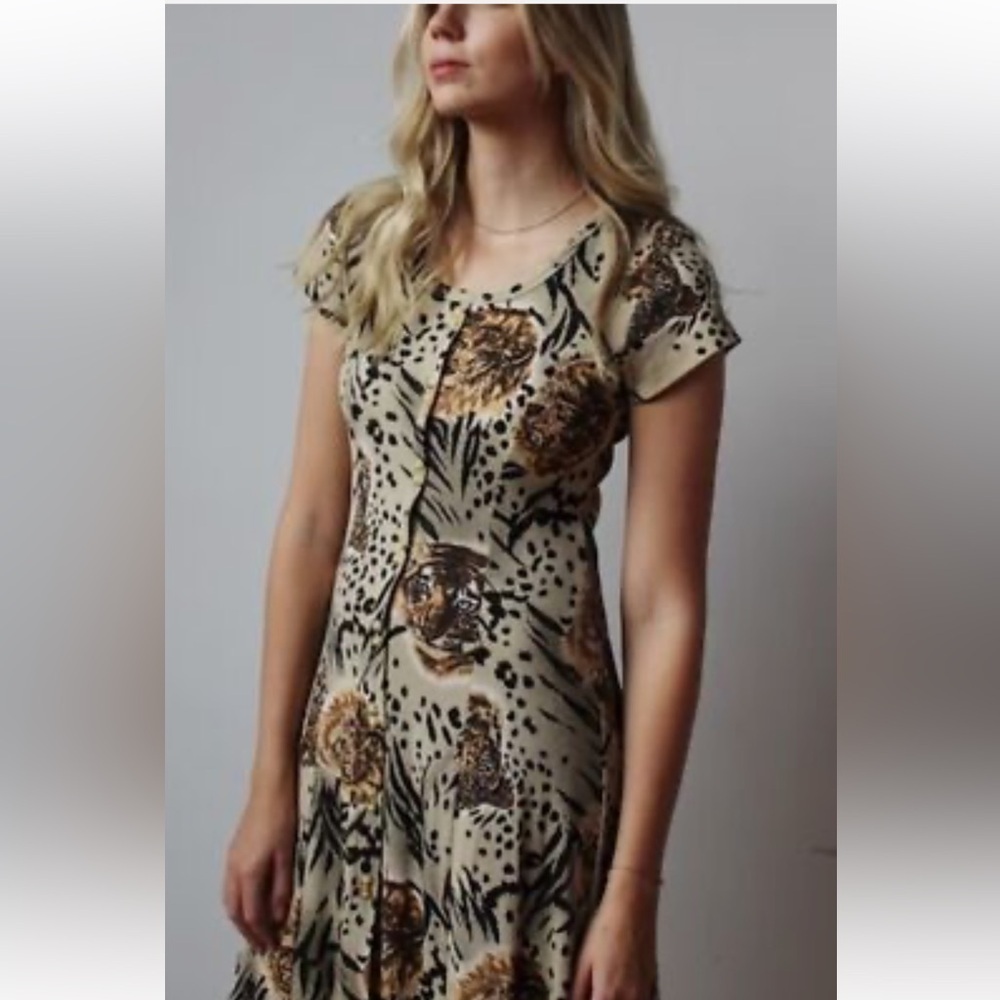 LA FETE Vintage Enchanted LION PRINT COTTON BLEND F13